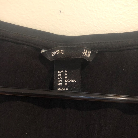 H&M Basic Tee - Picture 2 of 2